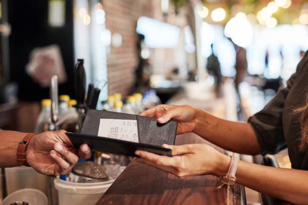 Advantages of Online Receipts in Restaurant Business